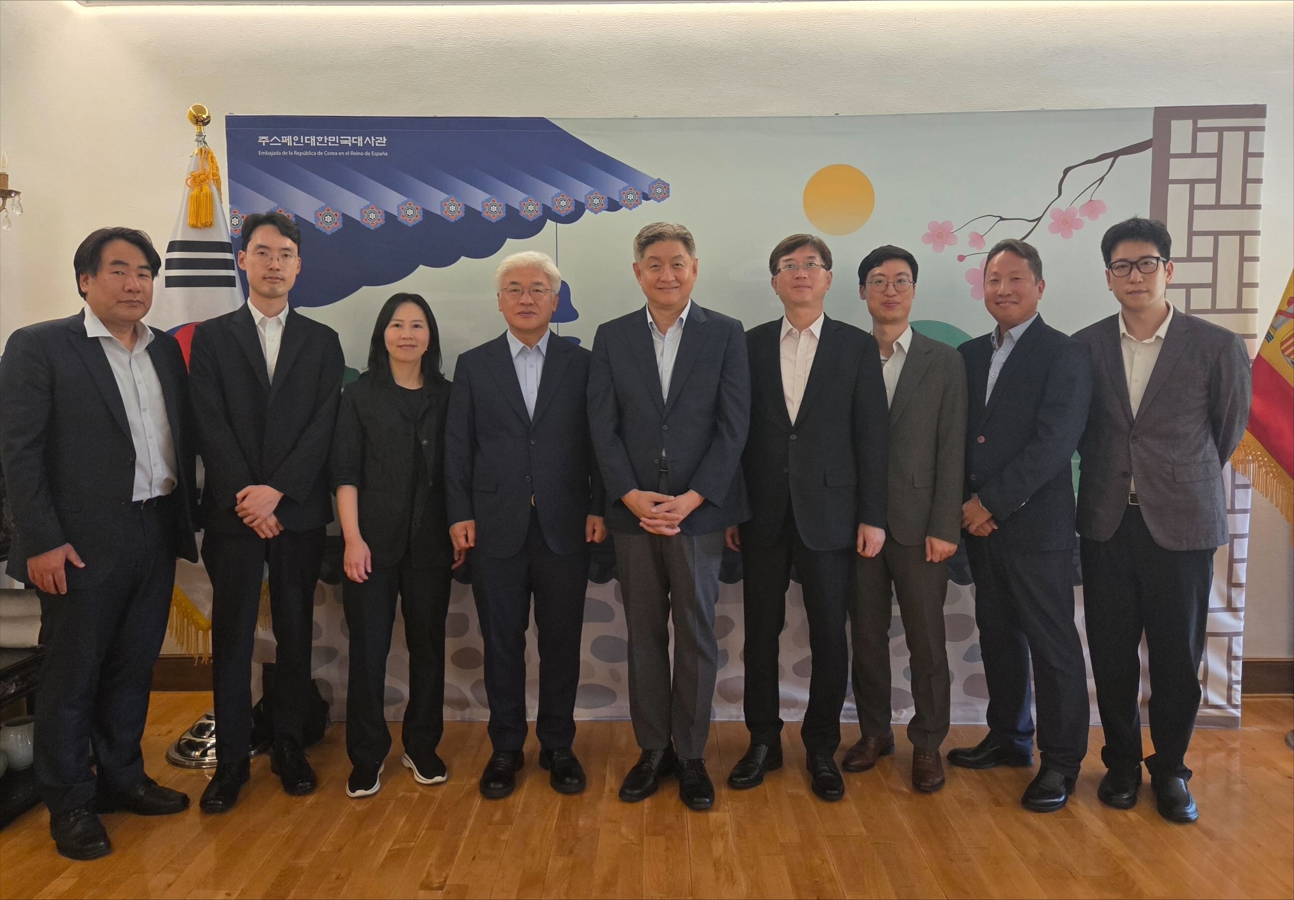 임수석 대사, 마은혁, 오영준 헌법재판관과 만찬 